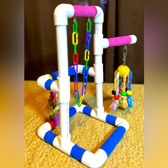 Handmade Bird Perch/Play gym - Picture 2 of 3